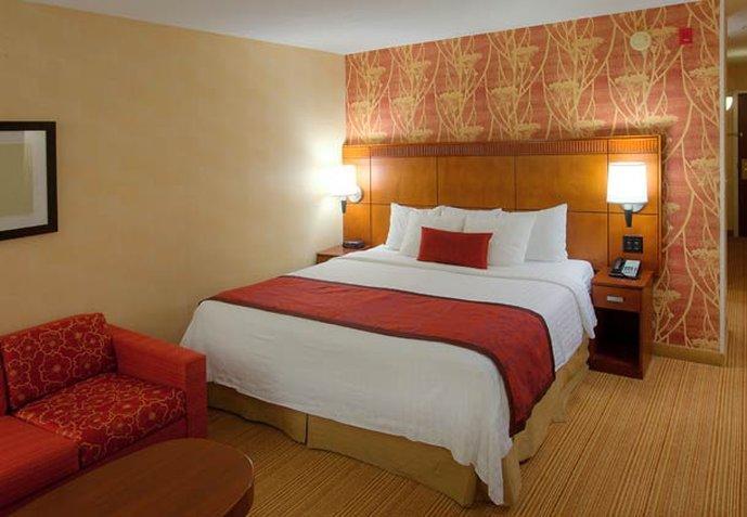 Courtyard By Marriott Danbury Hotel Buitenkant foto