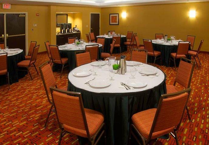 Courtyard By Marriott Danbury Hotel Buitenkant foto
