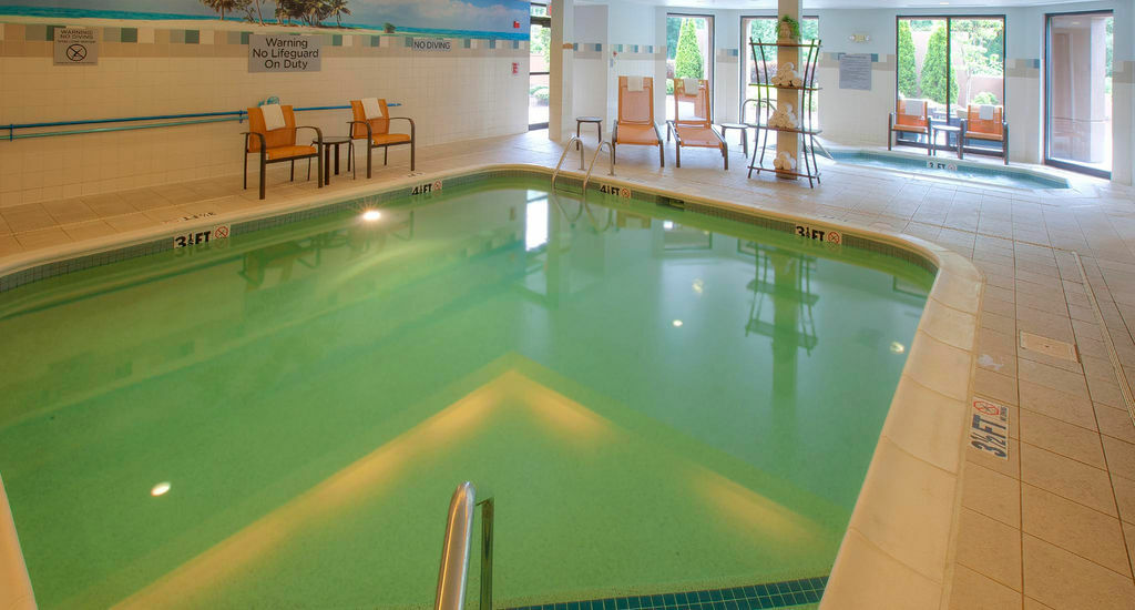 Courtyard By Marriott Danbury Hotel Buitenkant foto